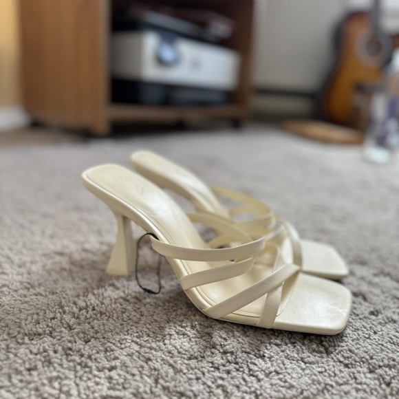 Zara Cream Square-toe Heeled Sandals - Picture 8 of 8